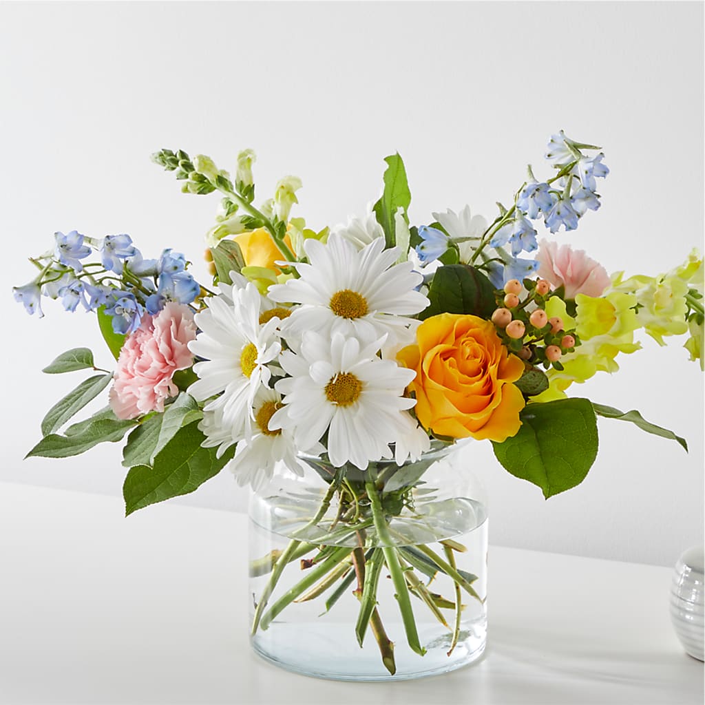 Sun Salutation Bouquet – WENDT'S POTS AND POSIES, Dunlap IA