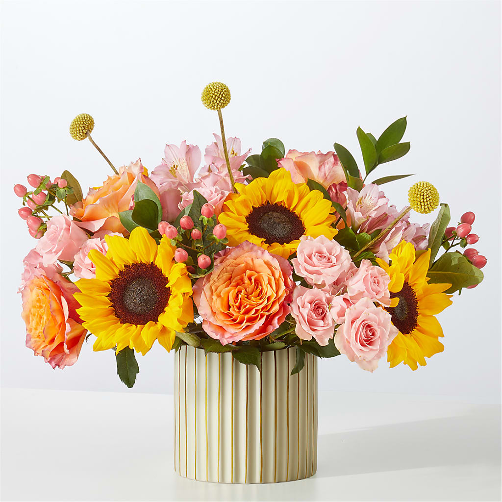 Sun's Out Bouquet – WENDT'S POTS AND POSIES, Dunlap IA