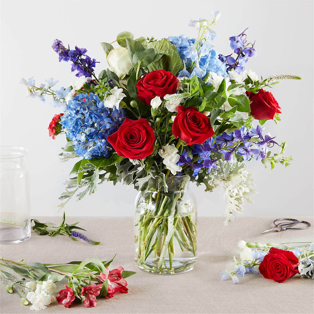 Star Spangled - A Florist Original – WENDT'S POTS AND POSIES, Dunlap IA
