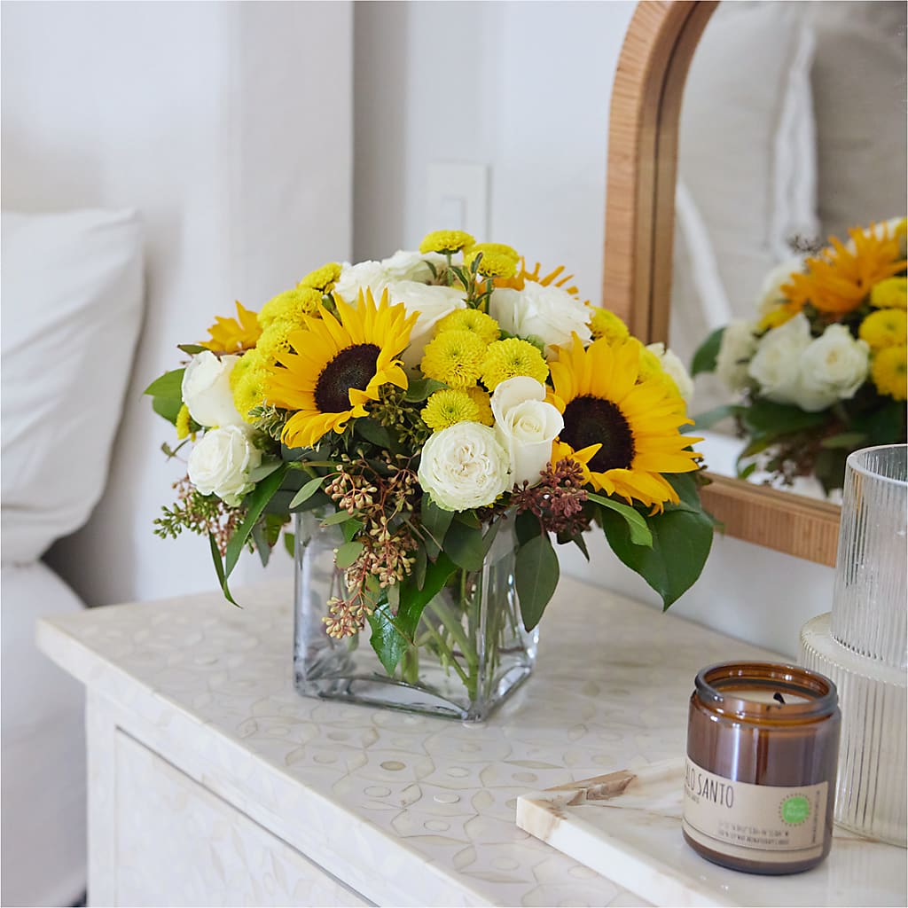 Luminous Morning Bouquet – WENDT'S POTS AND POSIES, Dunlap IA