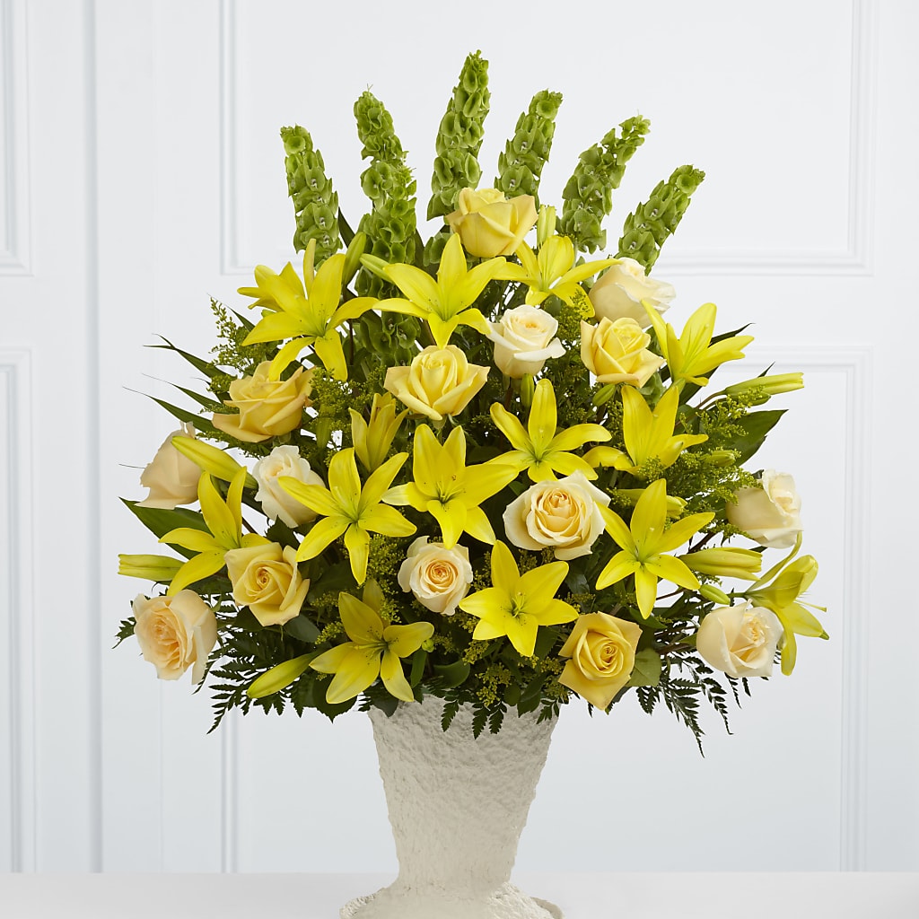 Golden Memories Arrangement – WENDT'S POTS AND POSIES, Dunlap IA