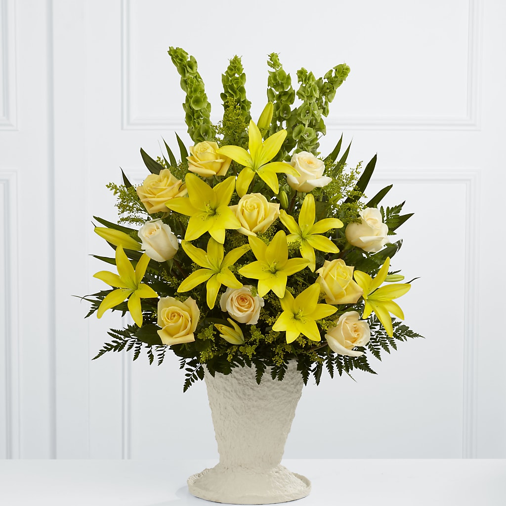 Golden Memories Arrangement – WENDT'S POTS AND POSIES, Dunlap IA