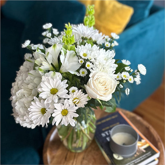 Classic Ivory – A Florist Original – WENDT'S POTS AND POSIES, Dunlap IA