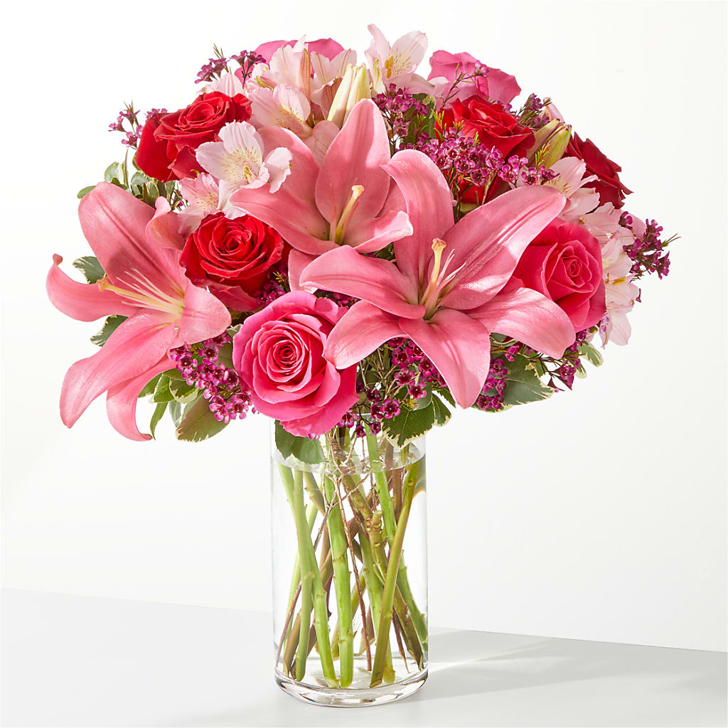 Lucky in Love Bouquet – WENDT'S POTS AND POSIES, Dunlap IA