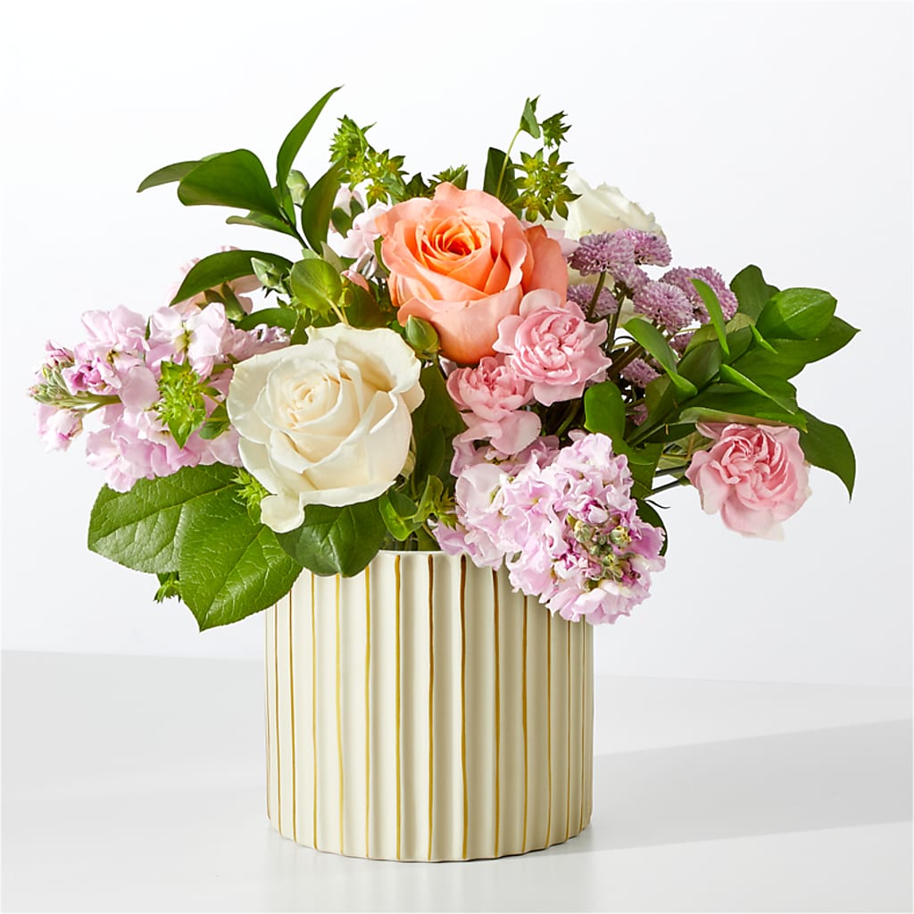 French Market Bouquet with Ivory Vase – WENDT'S POTS AND POSIES, Dunlap IA