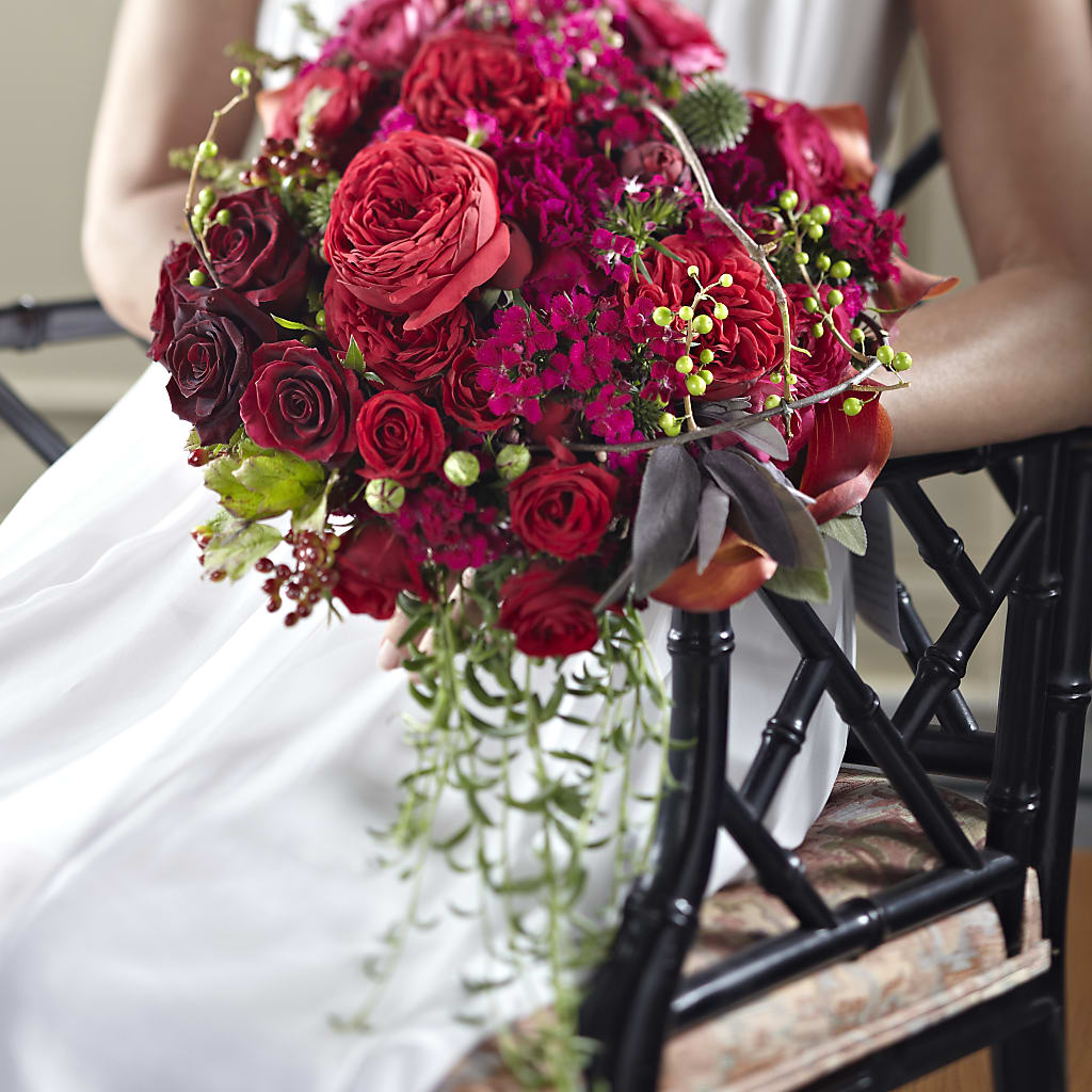 Pure Grace Bouquet – WENDT'S POTS AND POSIES, Dunlap IA