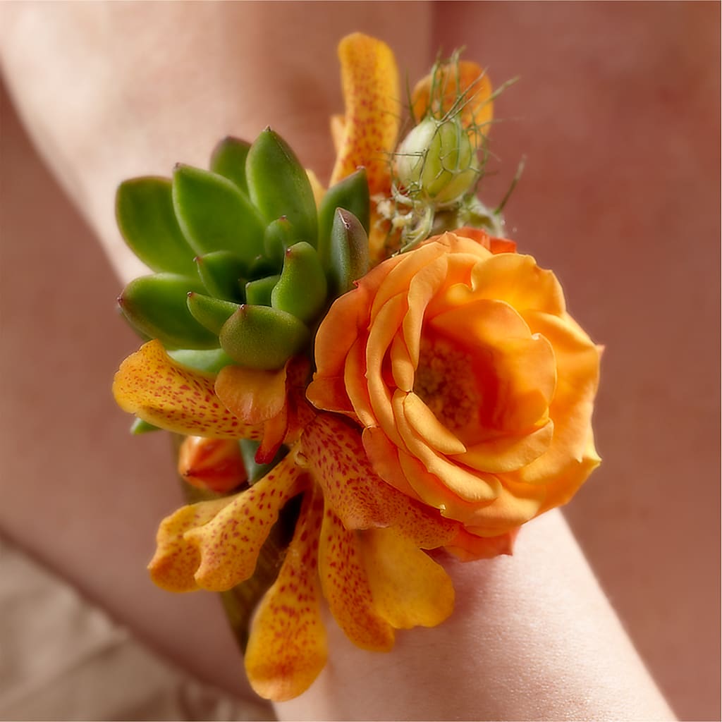 Irresistible Love Wrist Corsage – WENDT'S POTS AND POSIES, Dunlap IA