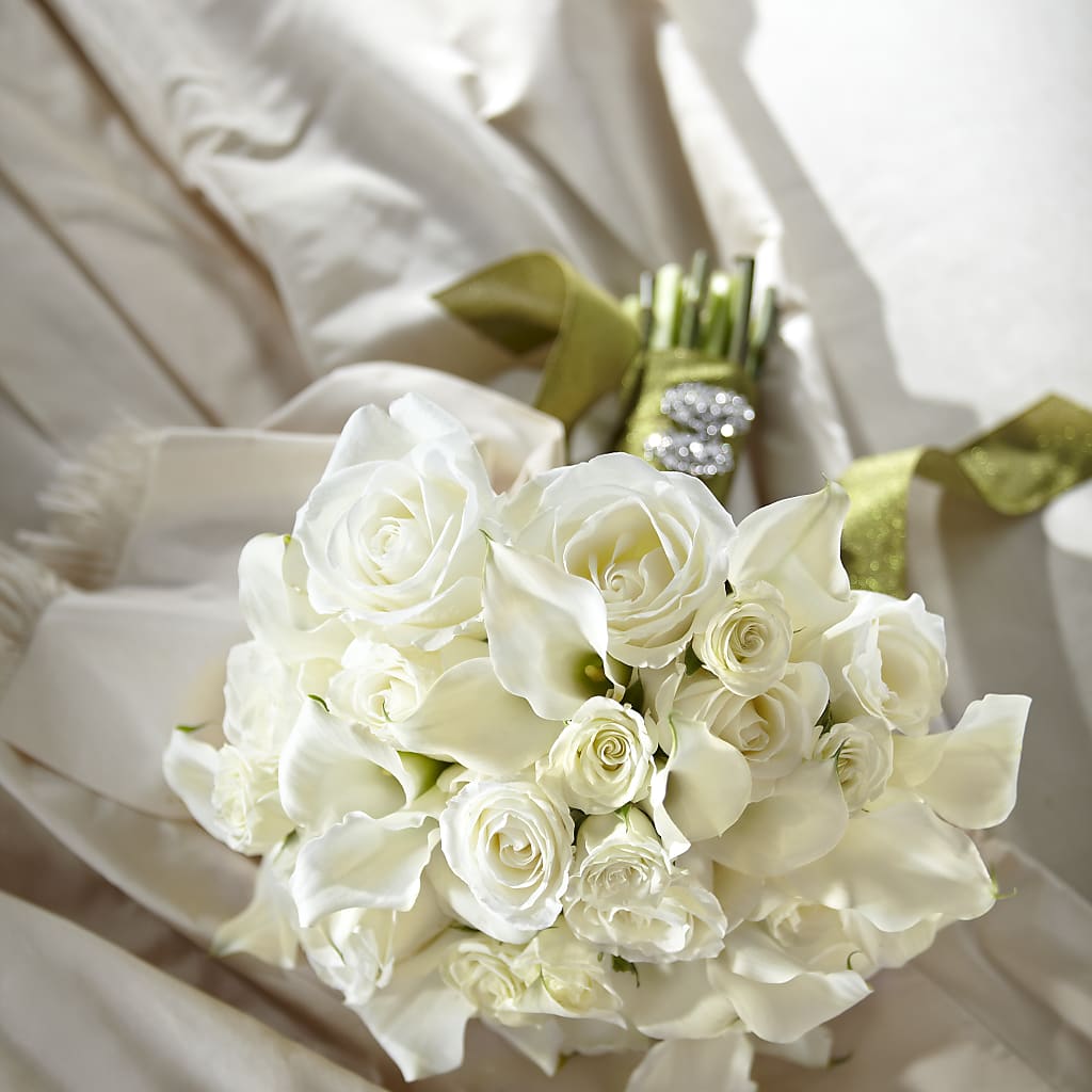 Serene Highness Bouquet – WENDT'S POTS AND POSIES, Dunlap IA