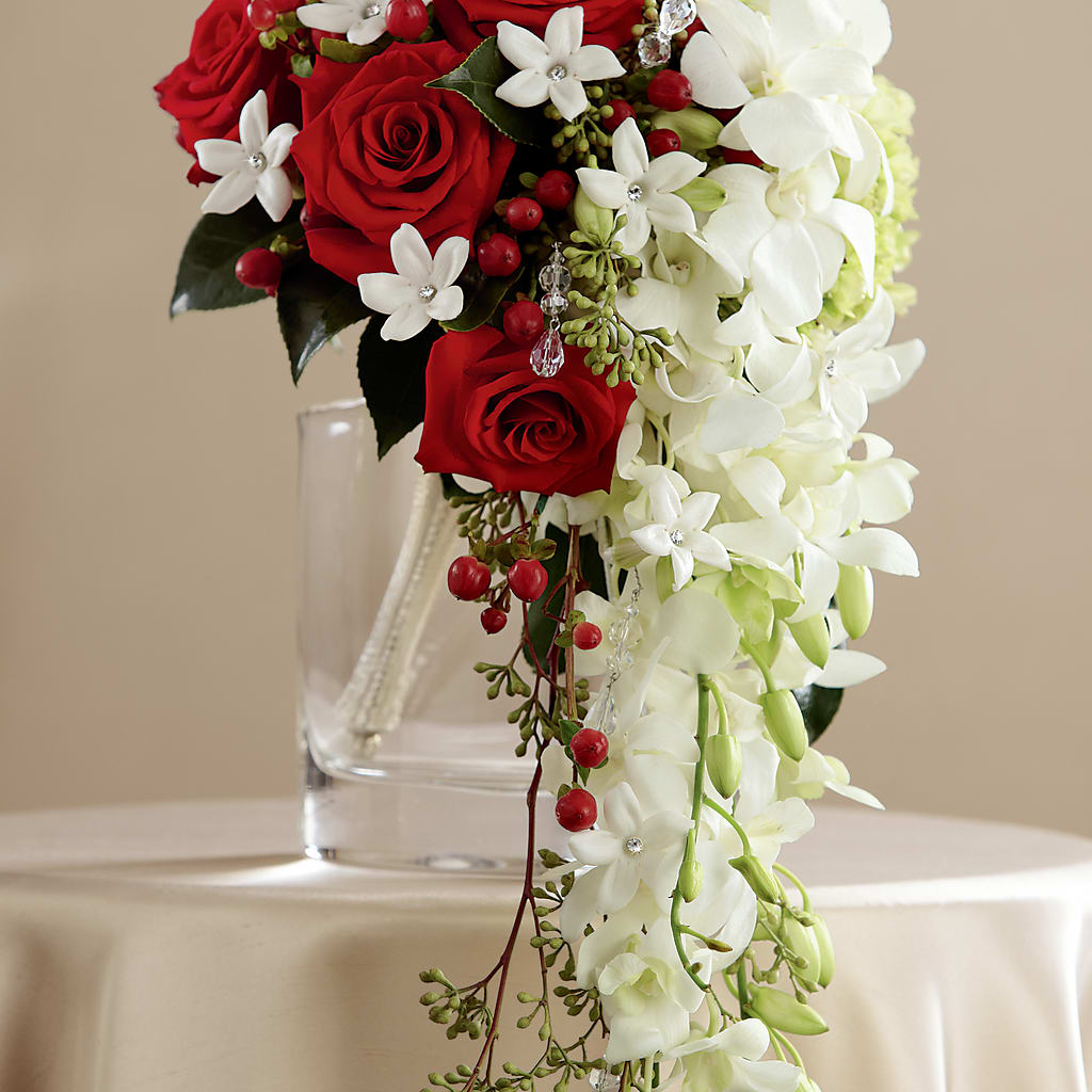 Here Comes the Bride Bouquet – WENDT'S POTS AND POSIES, Dunlap IA