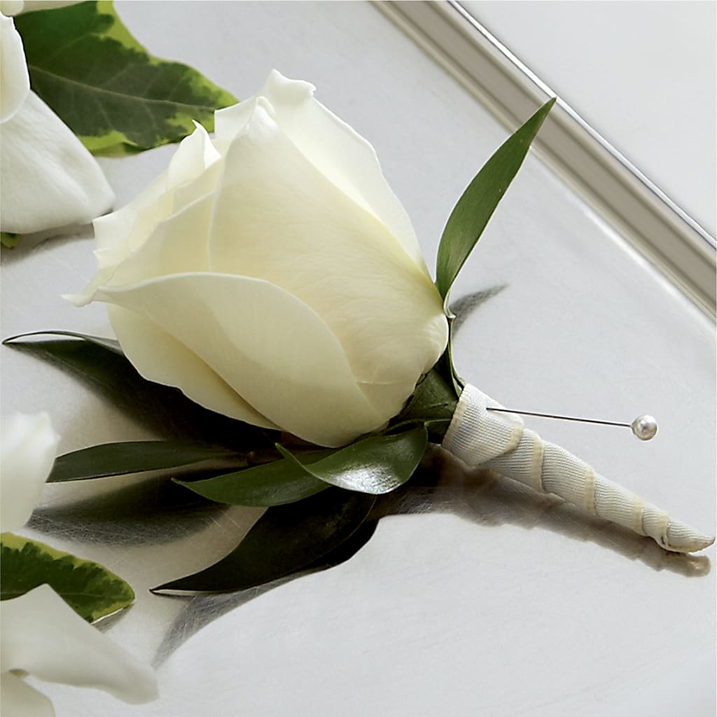 White Rose Boutonniere – WENDT'S POTS AND POSIES, Dunlap IA