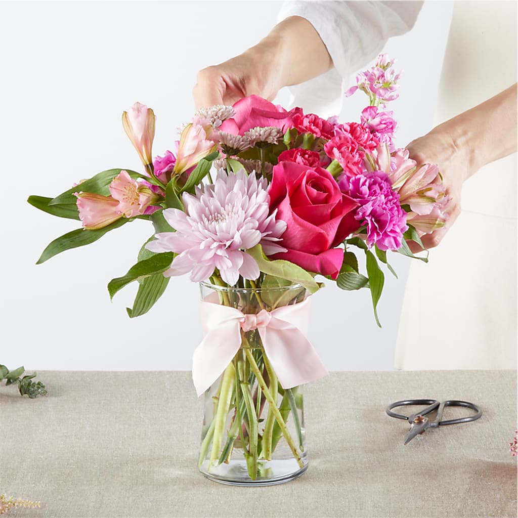 Pink Ribbon - A Florist Original – WENDT'S POTS AND POSIES, Dunlap IA
