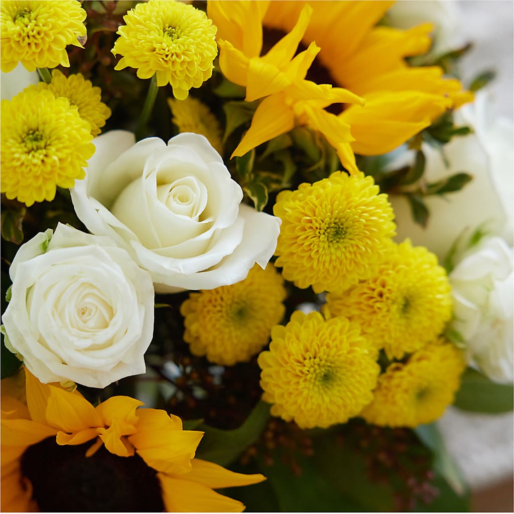 Luminous Morning Bouquet – WENDT'S POTS AND POSIES, Dunlap IA