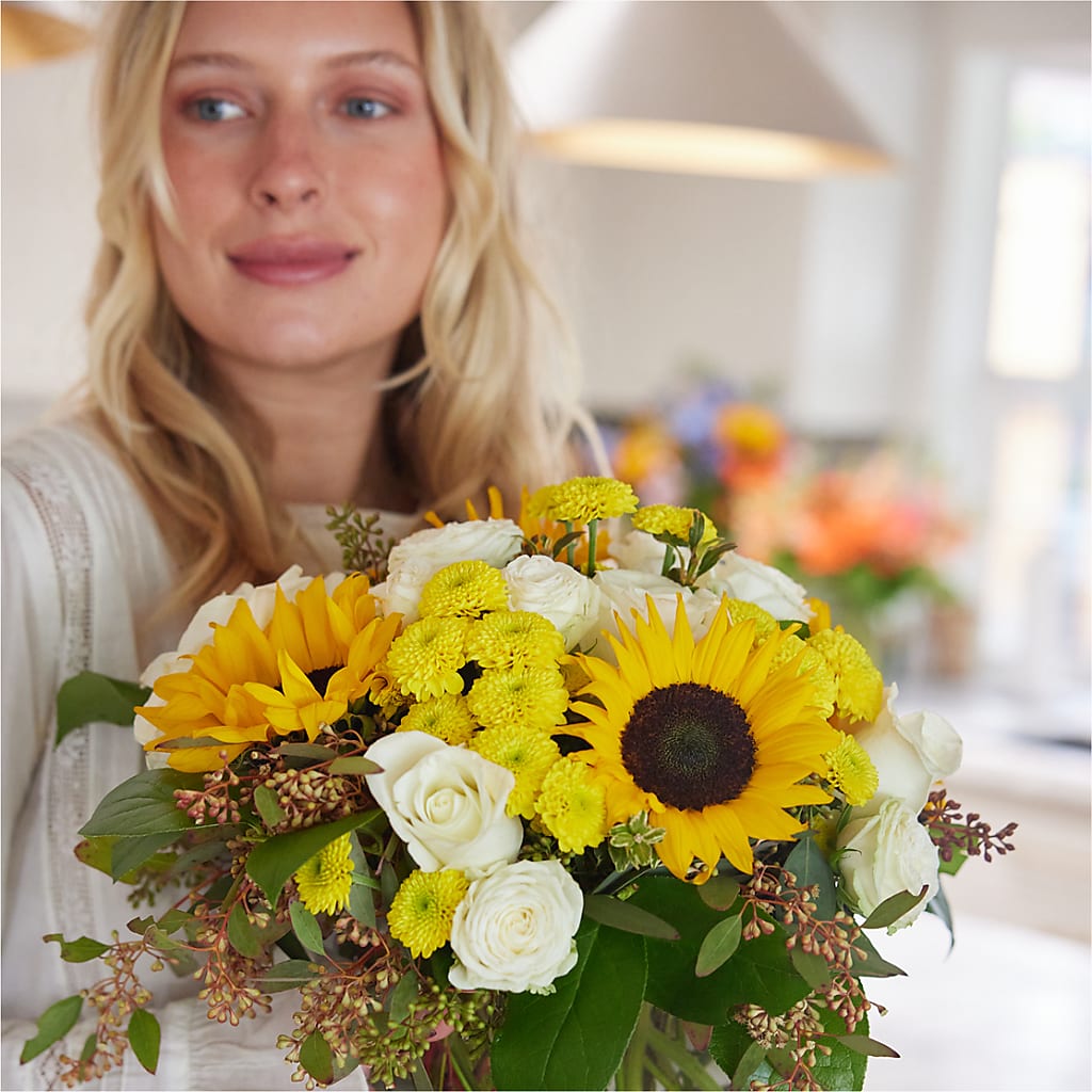 Luminous Morning Bouquet – WENDT'S POTS AND POSIES, Dunlap IA