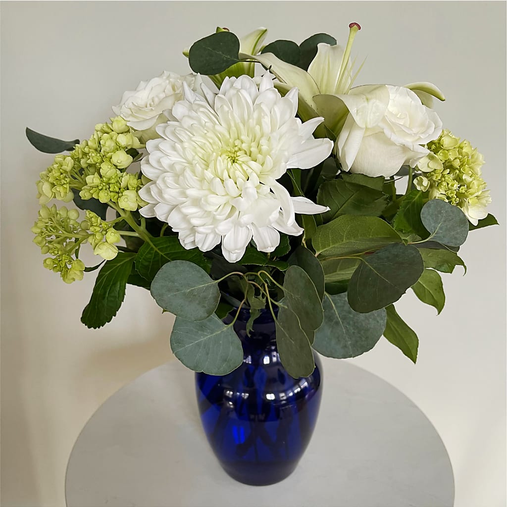 Snowy Dreams Bouquet – WENDT'S POTS AND POSIES, Dunlap IA