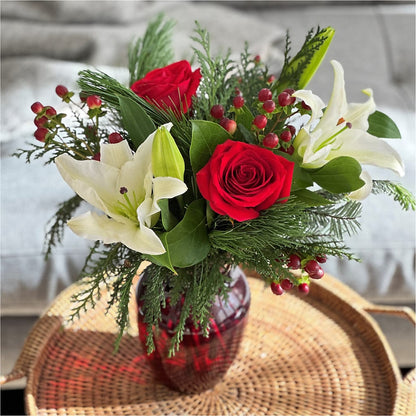 Evergreen Delight Bouquet – WENDT'S POTS AND POSIES, Dunlap IA