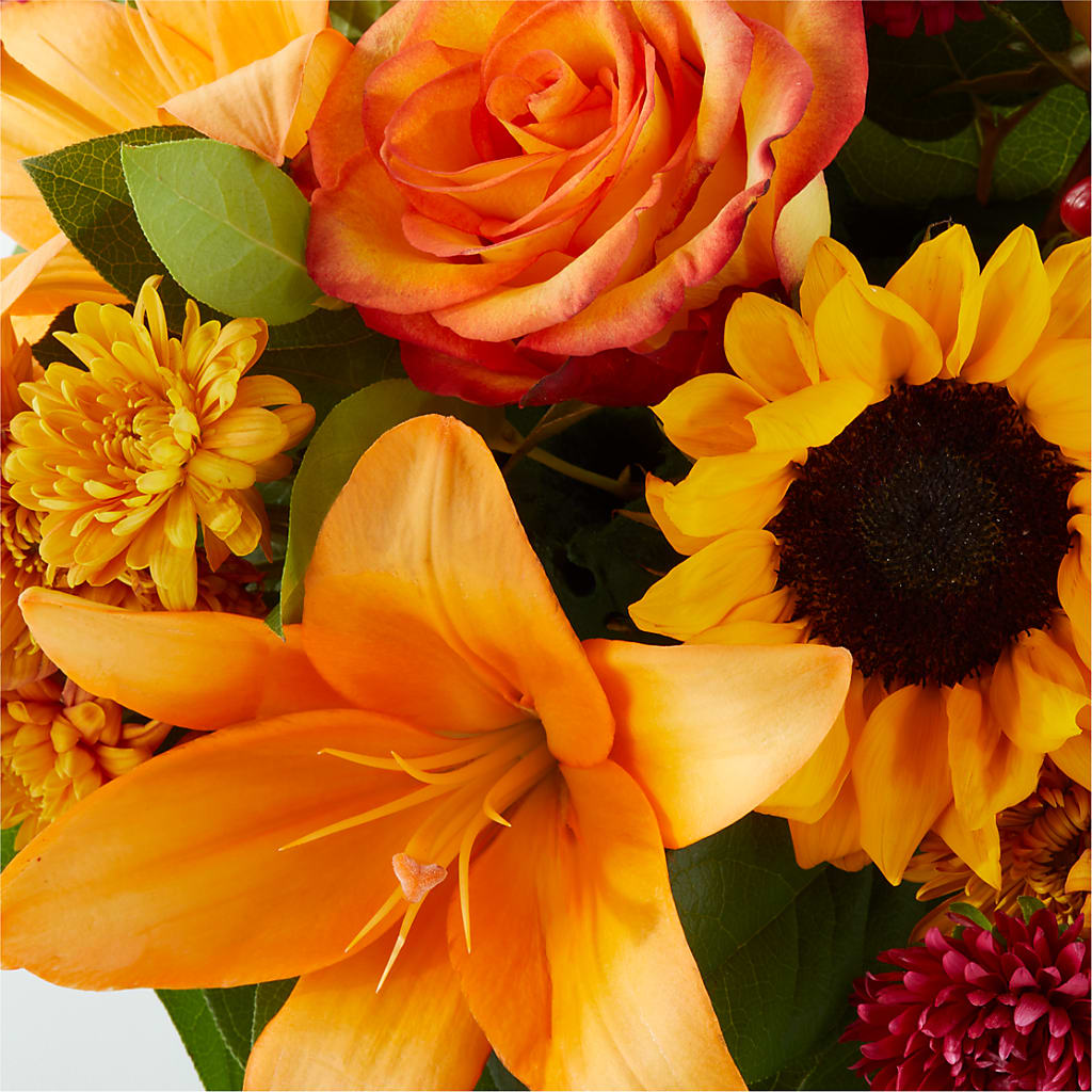 Grateful Centerpiece – WENDT'S POTS AND POSIES, Dunlap IA