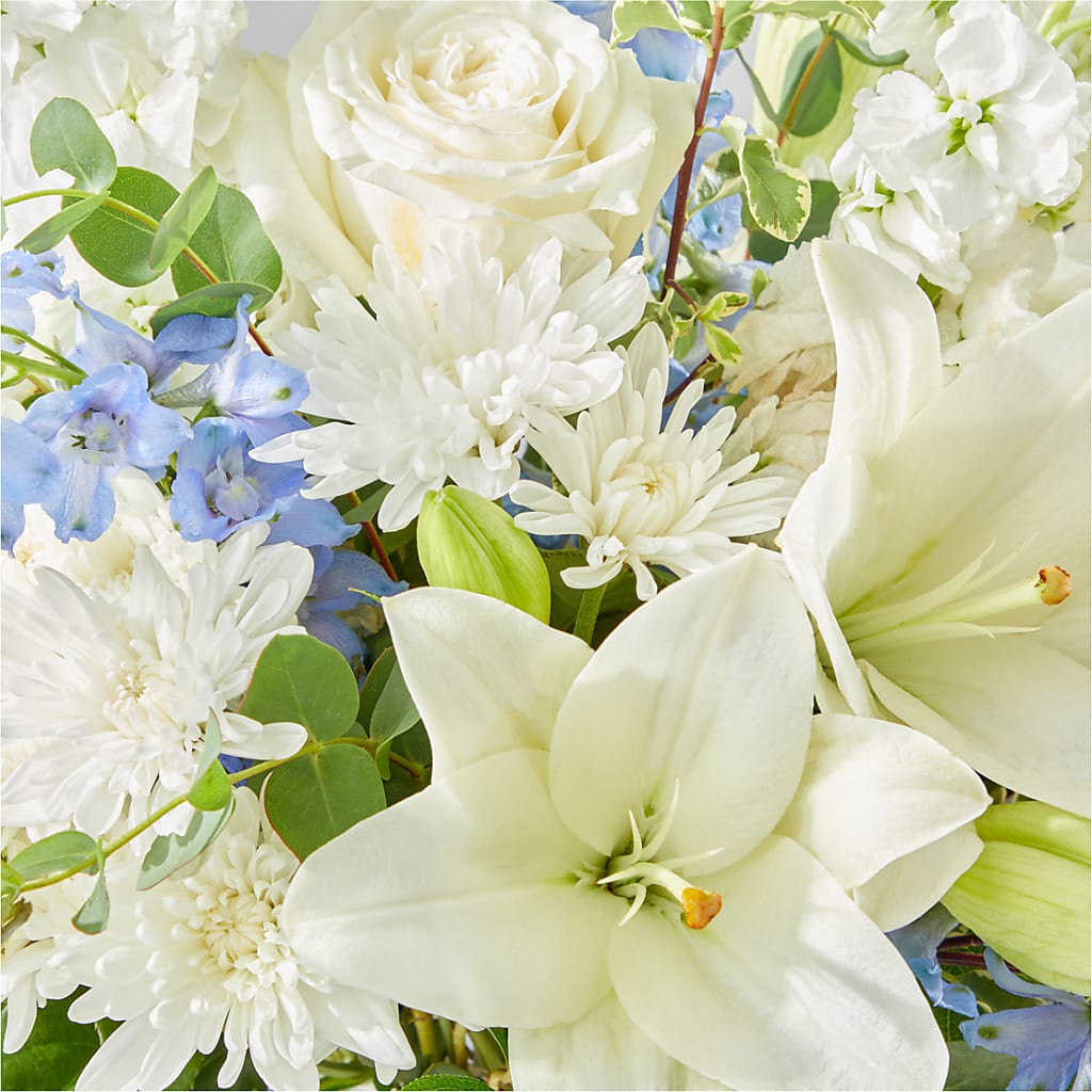 Peace of Mind Bouquet – WENDT'S POTS AND POSIES, Dunlap IA