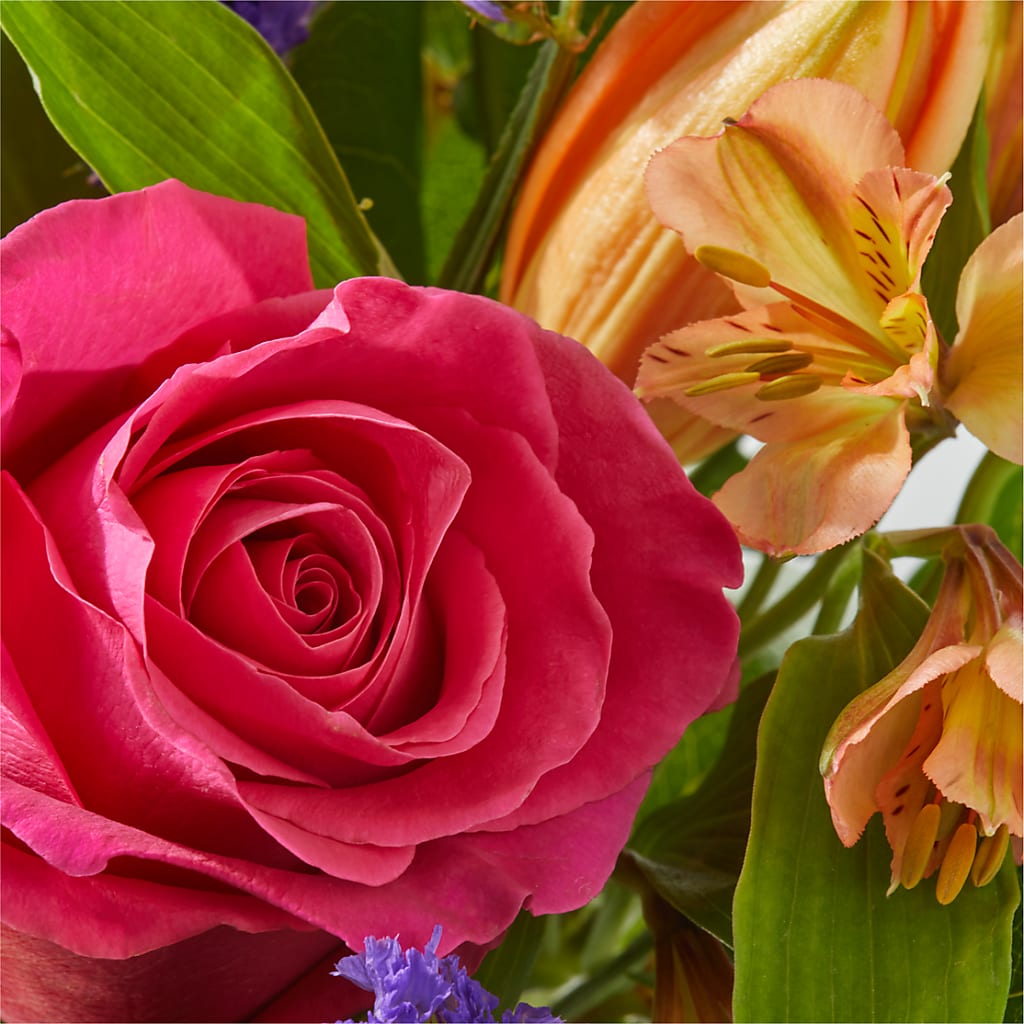 Joyful Bouquet – WENDT'S POTS AND POSIES, Dunlap IA