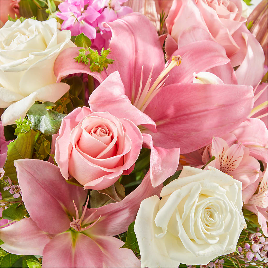 Ethereal Beauty Bouquet – WENDT'S POTS AND POSIES, Dunlap IA