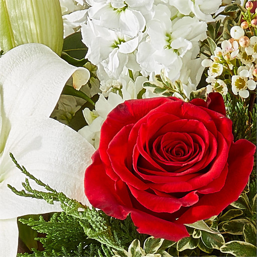 Twinkle Lights Bouquet – WENDT'S POTS AND POSIES, Dunlap IA