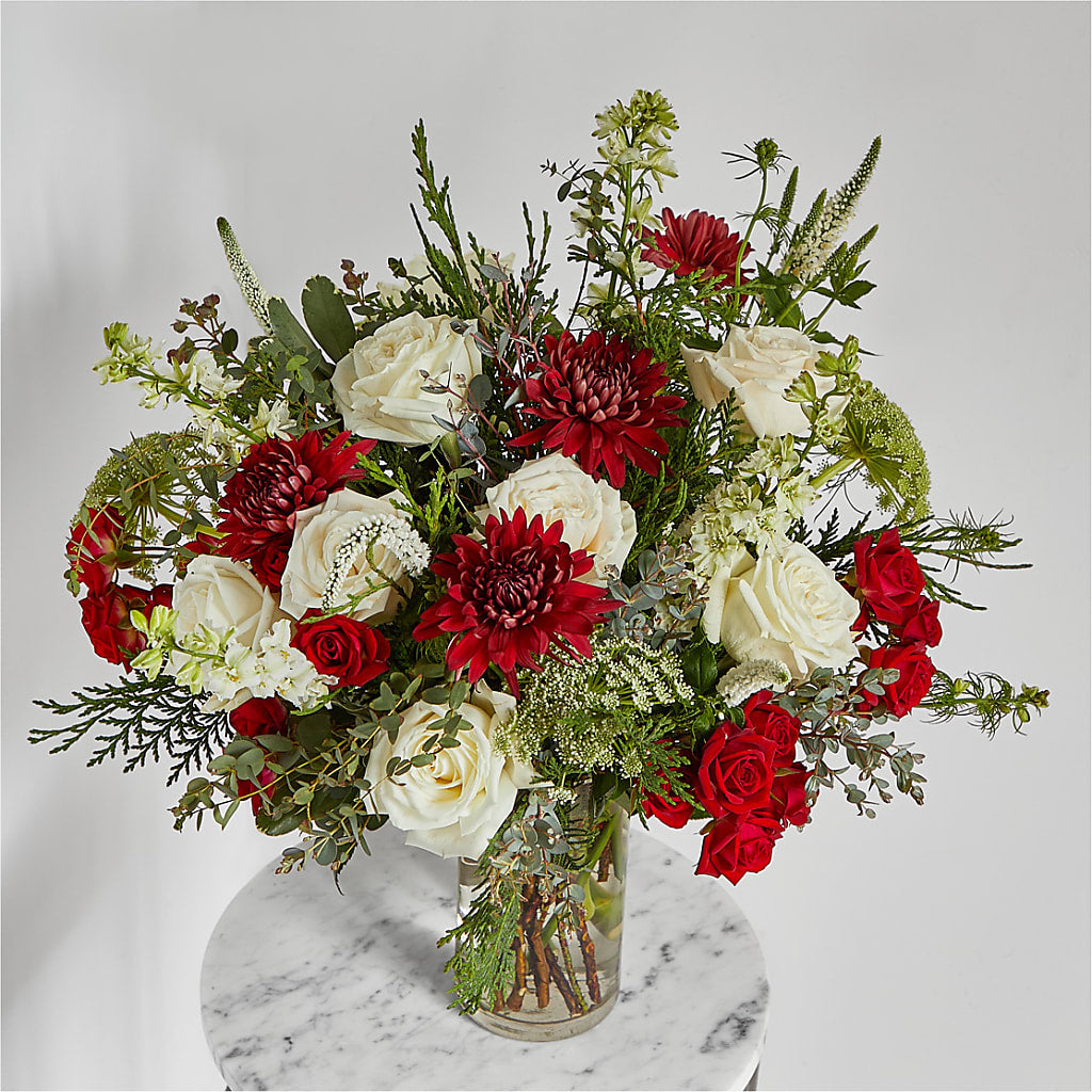 Favorite Traditions Bouquet – WENDT'S POTS AND POSIES, Dunlap IA