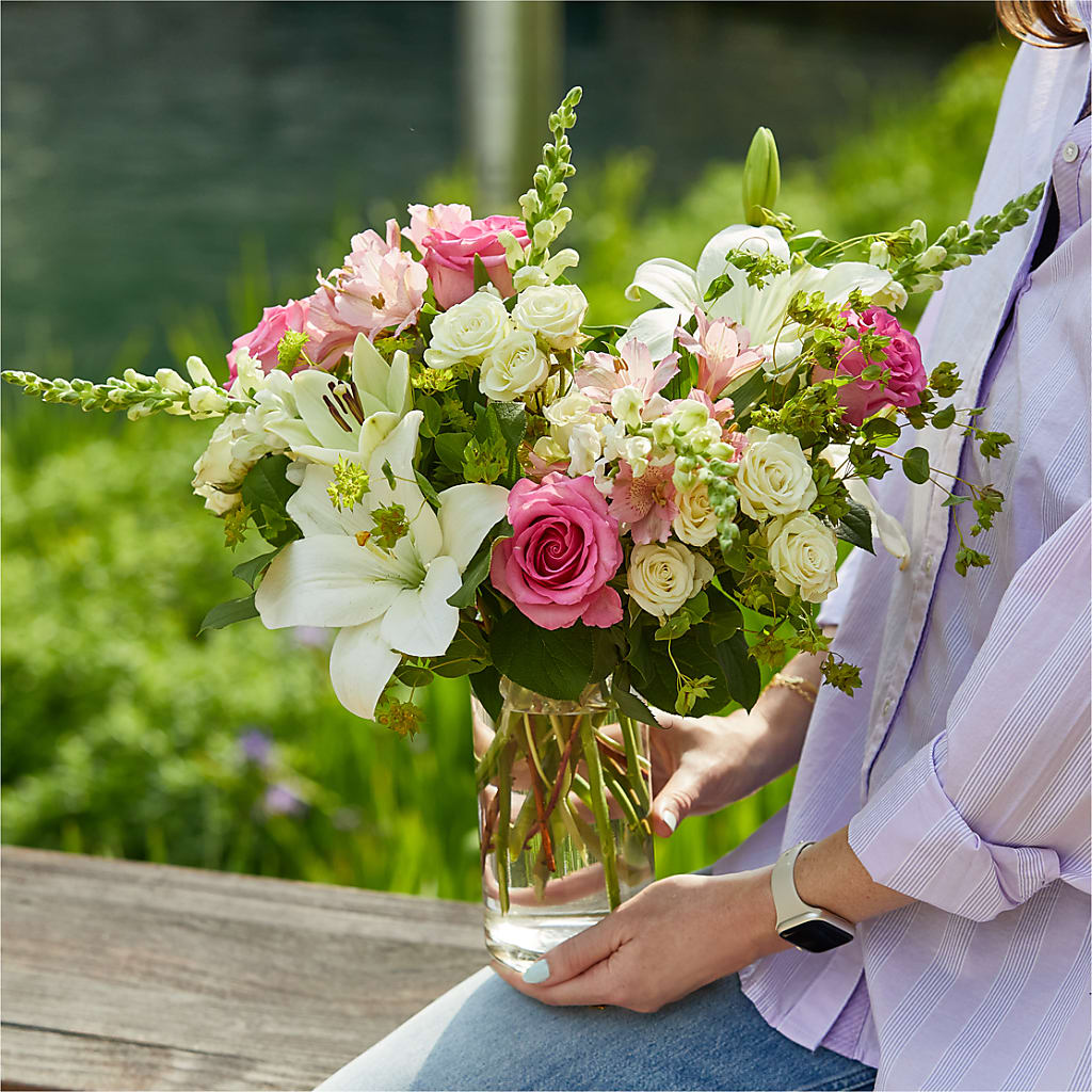 Fondly Bouquet – WENDT'S POTS AND POSIES, Dunlap IA