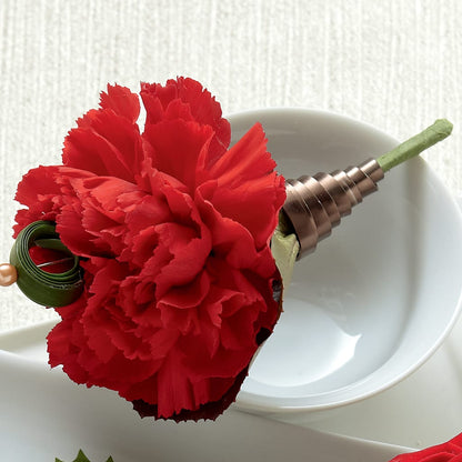 Red Carnation Boutonniere – WENDT'S POTS AND POSIES, Dunlap IA