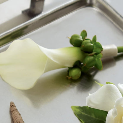 White Calla Boutonniere – WENDT'S POTS AND POSIES, Dunlap IA